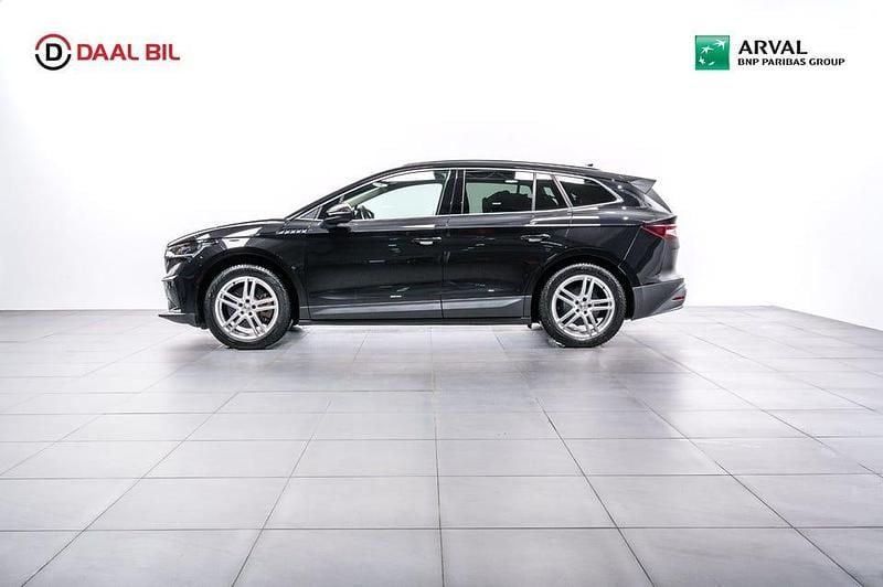 Begagnad Skoda Enyaq iV 150 kW (204 HK) 2022 Svart SUV