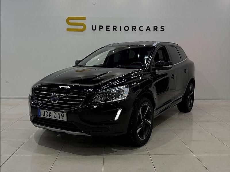 Svart Begagnad 2016 Volvo XC60 Ocean Race SUV | 179 900 kr (Marknadspris) - Bild 1/4