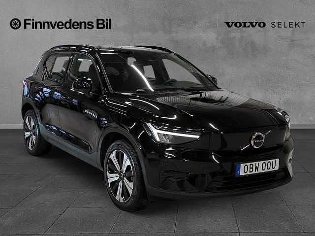 Begagnad Volvo XC40 Core 185 kW (252 HK) 2022 Svart SUV