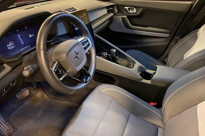 Begagnad Polestar 2 Long Range Dual motor 303 kW (413 HK) 2022 Svart Halvkombi