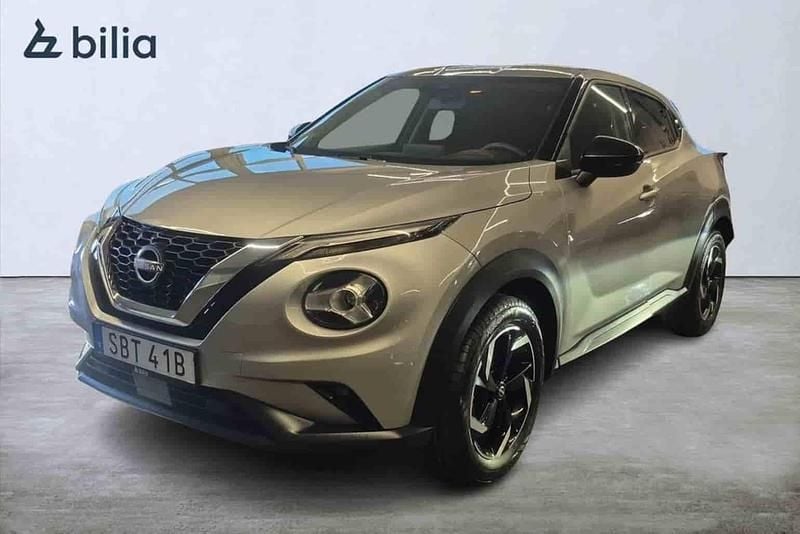 Silver Begagnad 2024 Nissan Juke Acenta SUV | 179 000 kr (Bra pris) - Bild 1/1