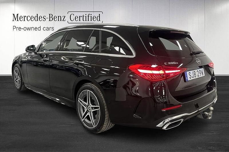 Begagnad Mercedes C300e Premium 204 HK (150 kW) 2025 Svart Kombi