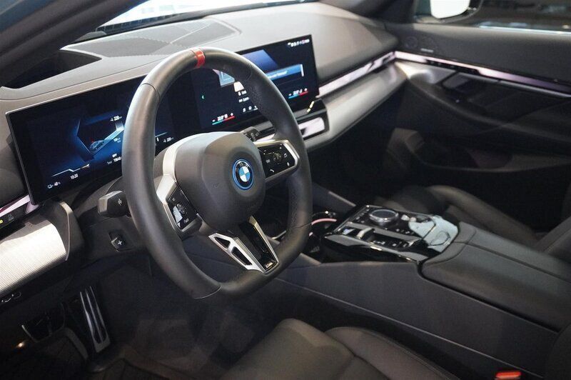 Begagnad BMW i5 M Sport 442 kW (601 HK) 2024 Okänd Sedan