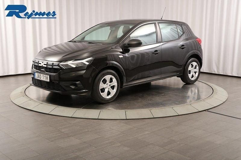 Svart Begagnad 2022 Dacia Sandero Essentiel Halvkombi | 129 800 kr (Bra pris) - Bild 1/4