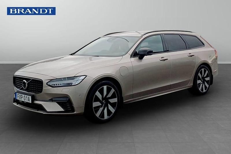 Grå Begagnad 2025 Volvo V90 Plus Kombi | 499 900 kr - Bild 1/4