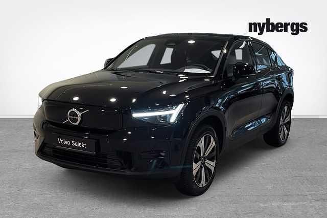 Svart Begagnad 2023 Volvo C40 Plus SUV | 359 000 kr (Marknadspris) - Bild 1/4
