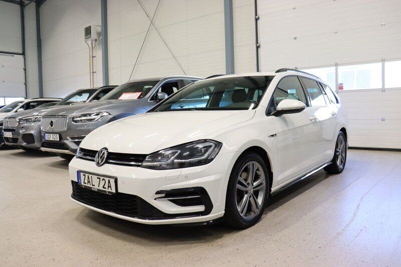Vit Begagnad 2020 VW Golf VII GT Kombi | 199 800 kr (Marknadspris) - Bild 1/4