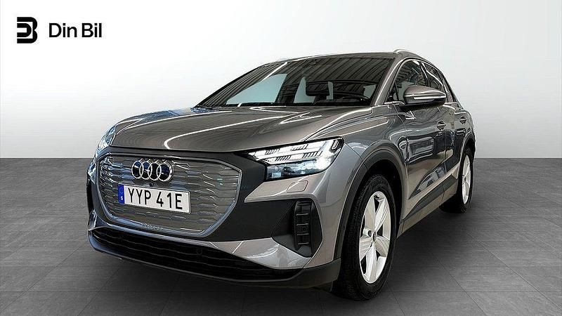 Tyfongrå metallic Begagnad 2022 Audi Q4 e-tron Proline SUV | 369 000 kr (Marknadspris) - Bild 1/4