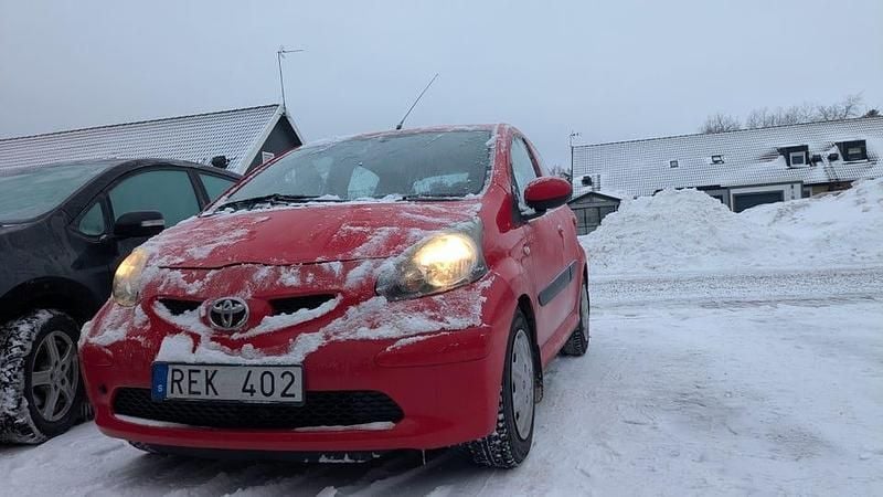 Begagnad Toyota Aygo 68 HK (50 kW) 2007 Halvkombi