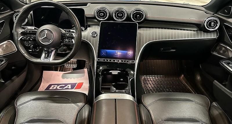 Begagnad Mercedes C43 AMG Premium Plus 408 HK (300 kW) 2023 Hightech silver metallic Sedan