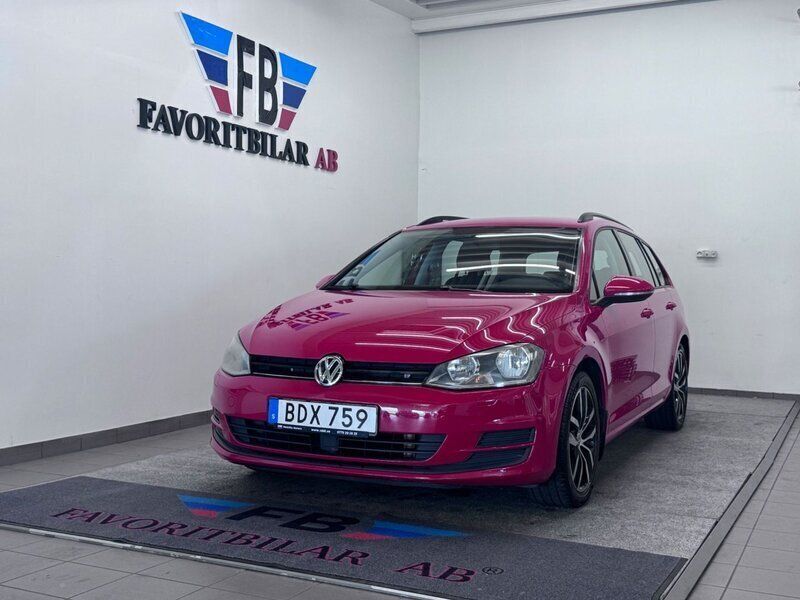 Röd Begagnad 2014 VW Golf VII Kombi | 89 500 kr (Marknadspris) - Bild 1/4