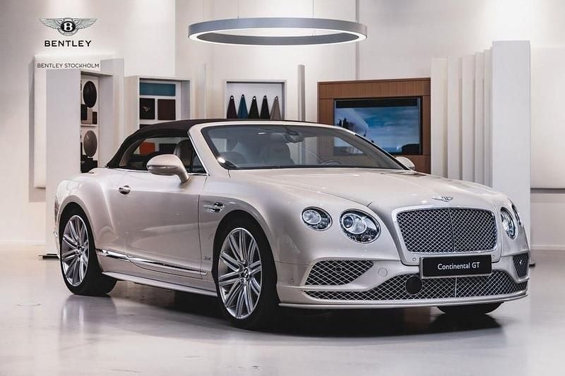 Begagnad Bentley Continental GT 635 HK (467 kW) 2016 Vit Cab