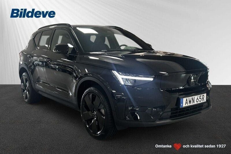 Svart Begagnad 2024 Volvo EX40 Plus SUV | 499 900 kr (Marknadspris) - Bild 1/4