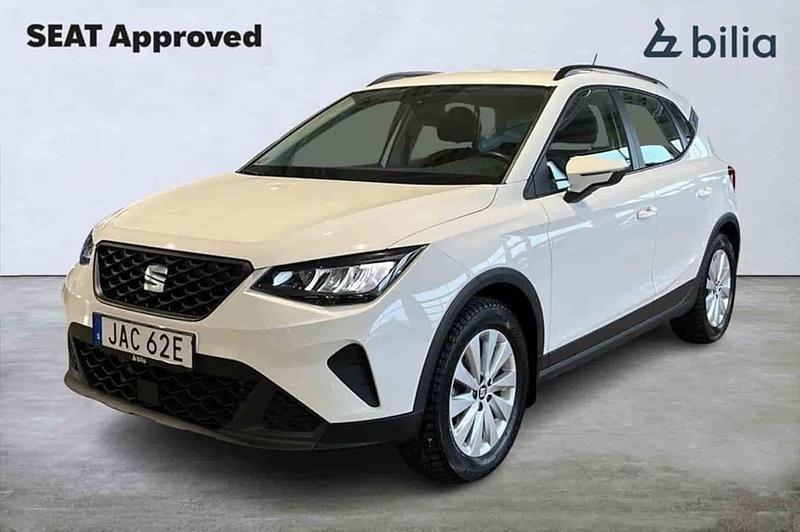 Vit Begagnad 2023 Seat Arona SUV | 189 900 kr (Marknadspris) - Bild 1/1
