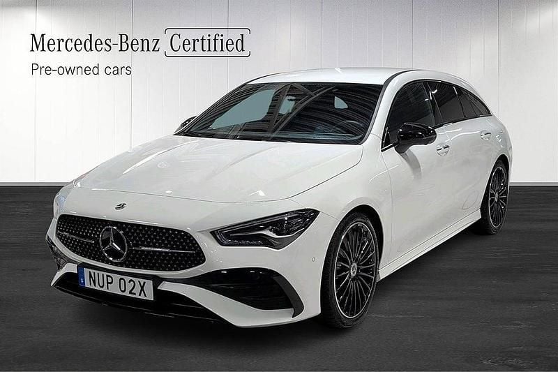 Vit Begagnad 2025 Mercedes CLA200 Shooting Brake Kombi | 389 000 kr (Superpris) - Bild 1/4