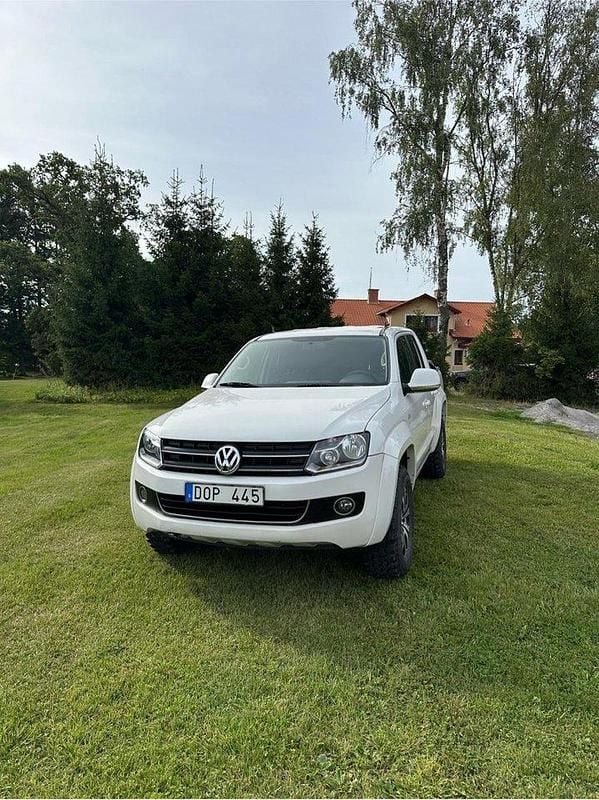 Vit Begagnad 2012 VW Amarok Pickup | 85 000 kr (Lite dyr) - Bild 1/4