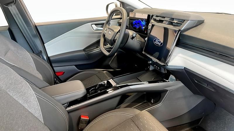 Begagnad Ford Puma Gen-E ST-Line 123 kW (168 HK) 2025 Grå (silver) SUV