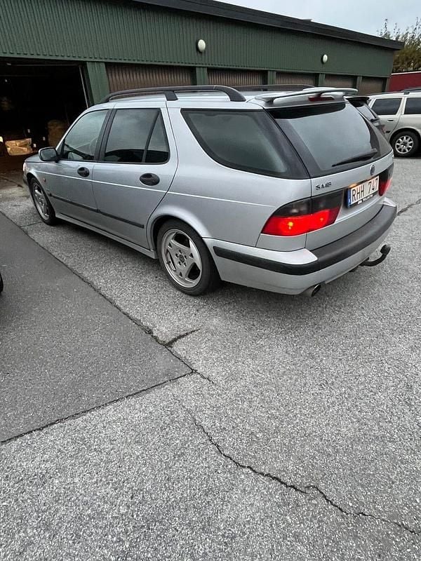 Begagnad Saab 9-5 Aero 230 HK (169 kW) 2000 Kombi