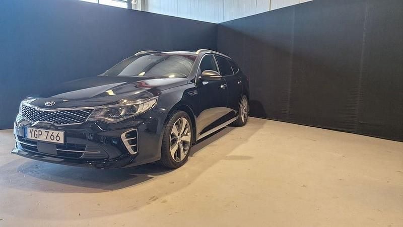 Svart Begagnad 2017 Kia Optima GT-Line Kombi | 149 000 kr (Dyr) - Bild 1/4