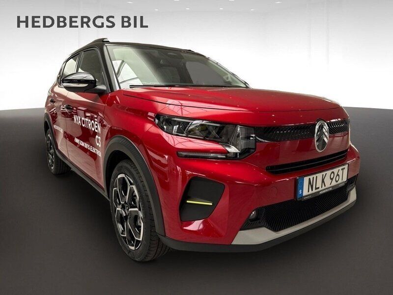 Röd Ny 2025 Citroën C3 PureTech Halvkombi | 237 800 kr - Bild 1/4