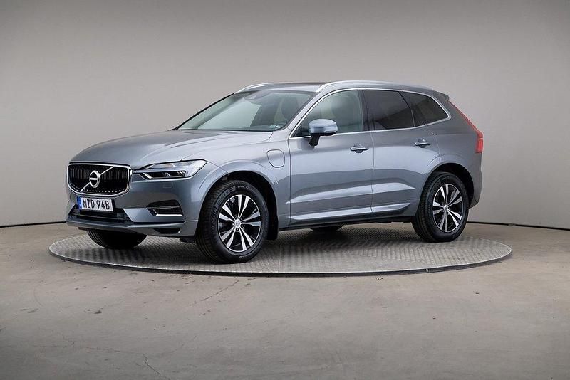 Grå Begagnad 2019 Volvo XC60 Momentum SUV | 369 000 kr (Bra pris) - Bild 1/4