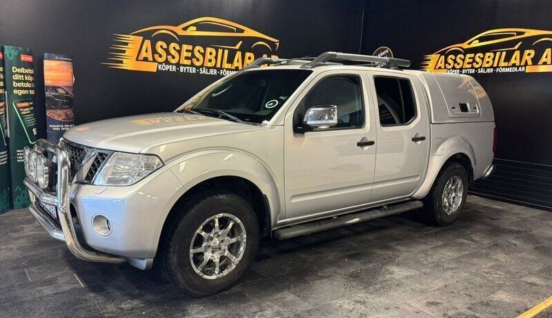 Silver Begagnad 2011 Nissan Navara Pickup | 114 900 kr (Marknadspris) - Bild 1/1