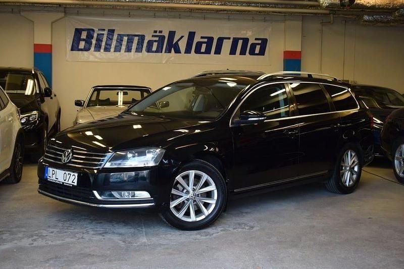 Svart Begagnad 2011 VW Passat Kombi | 89 900 kr (Marknadspris) - Bild 1/4