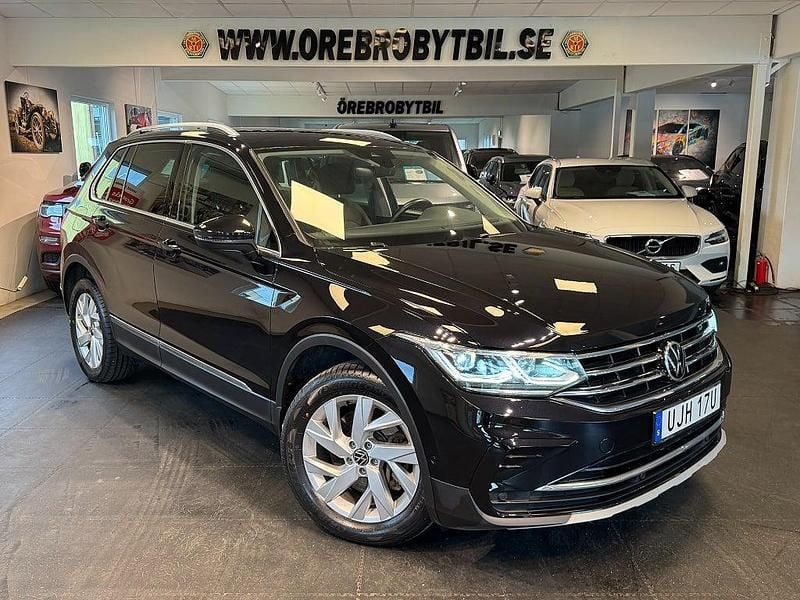 Begagnad VW Tiguan Elegance 245 HK (180 kW) 2021 Svart SUV