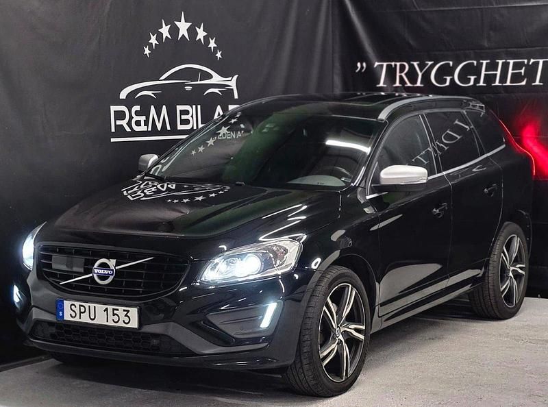 Svart Begagnad 2017 Volvo XC60 R-Design SUV | 244 800 kr (Marknadspris) - Bild 1/4