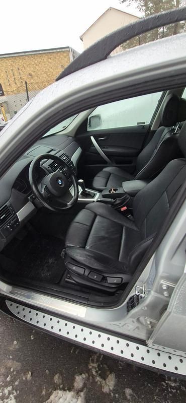 Begagnad BMW X3 218 HK (160 kW) 2009 SUV