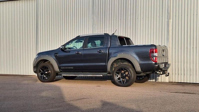 Begagnad Ford Ranger 214 HK (157 kW) 2020 Grå Pickup