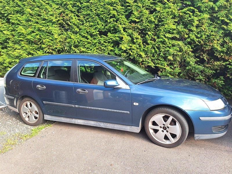 Blå Begagnad 2006 Saab 9-3 Linear Kombi | 10 000 kr (Bra pris) - Bild 1/3
