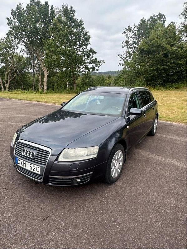 Grå Begagnad 2006 Audi A6 Proline Kombi | 35 990 kr (Marknadspris) - Bild 1/4