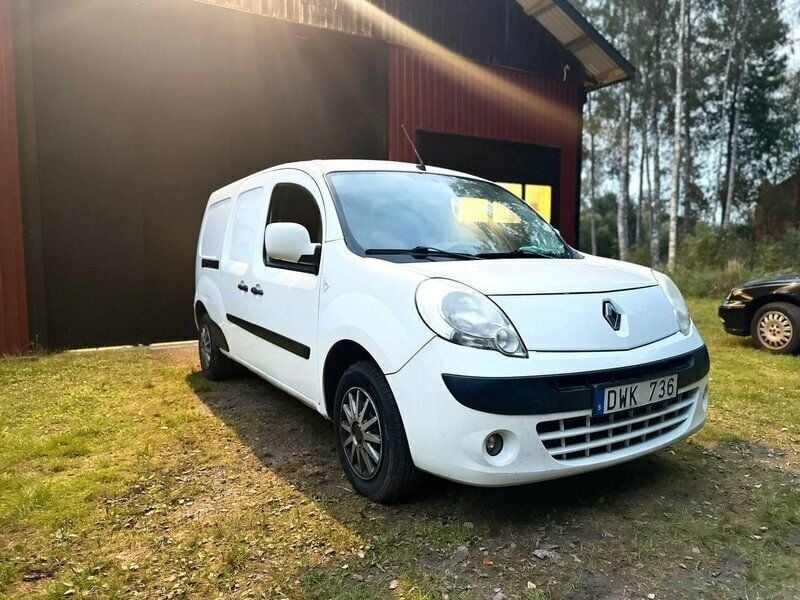Vit Begagnad 2012 Renault Kangoo Minibuss | 47 500 kr (Lite dyr) - Bild 1/4