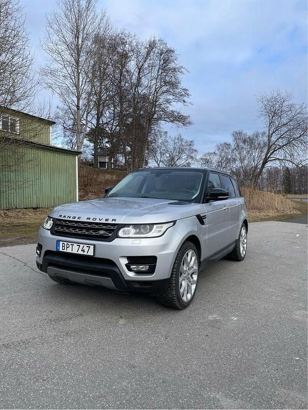 Grå Begagnad 2014 Land Rover Range Rover Sport SUV | 245 000 kr (Bra pris) - Bild 1/4