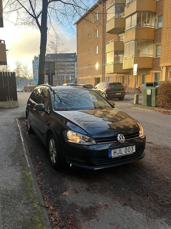 Begagnad 2015 VW Golf VII Kombi | 89 000 kr (Bra pris) - Bild 1/4