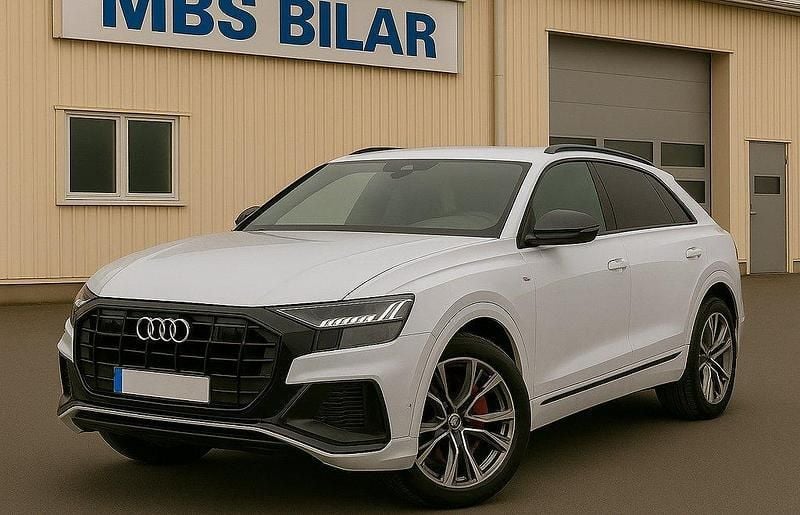 Begagnad 2021 Audi Q8 S-Line SUV | 599 000 kr - Bild 1/4