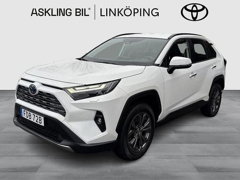 Vit Begagnad 2022 Toyota RAV4 Hybrid Executive SUV | 375 000 kr (Bra pris) - Bild 1/3