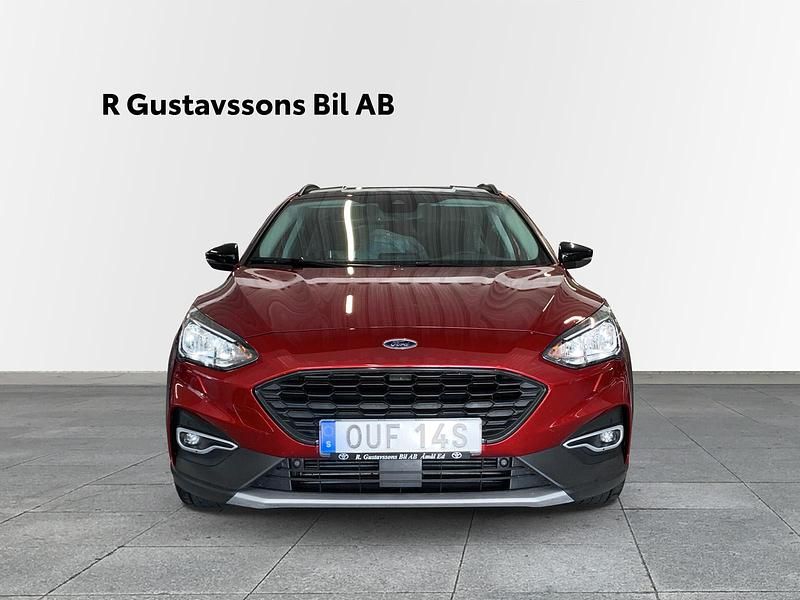 Begagnad Ford Focus Active 126 HK (92 kW) 2019 Röd Kombi