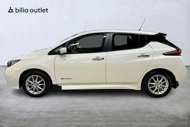 Begagnad Nissan Leaf 2018 Vit Halvkombi