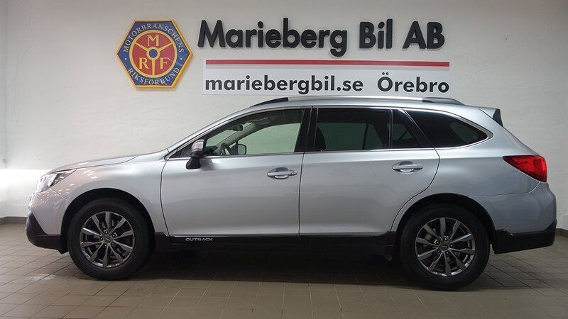 Silver Begagnad 2017 Subaru Outback Active SUV | 199 900 kr (Marknadspris) - Bild 1/4
