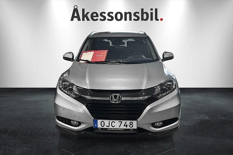 Begagnad Honda HR-V Executive 120 HK (88 kW) 2016 Silver SUV