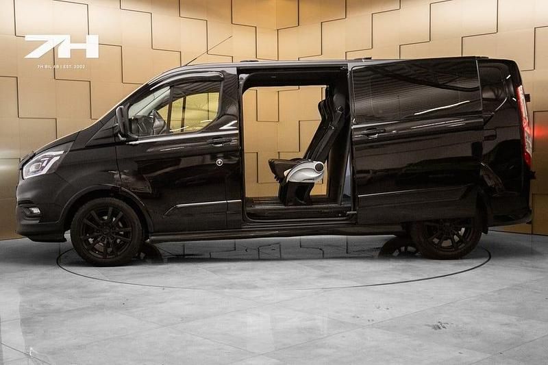 Begagnad Ford Transit Custom 185 HK (136 kW) 2021 Svart