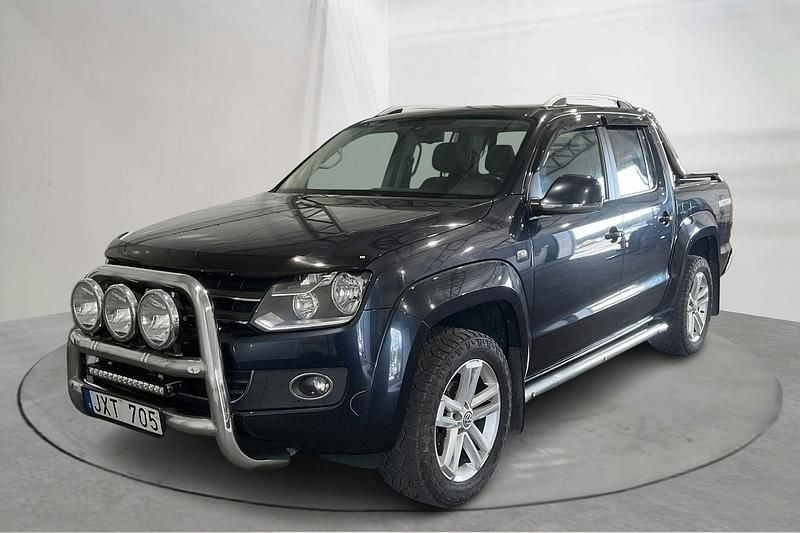 Mörkblå Begagnad 2013 VW Amarok Highline Pickup | 132 000 kr (Bra pris) - Bild 1/4