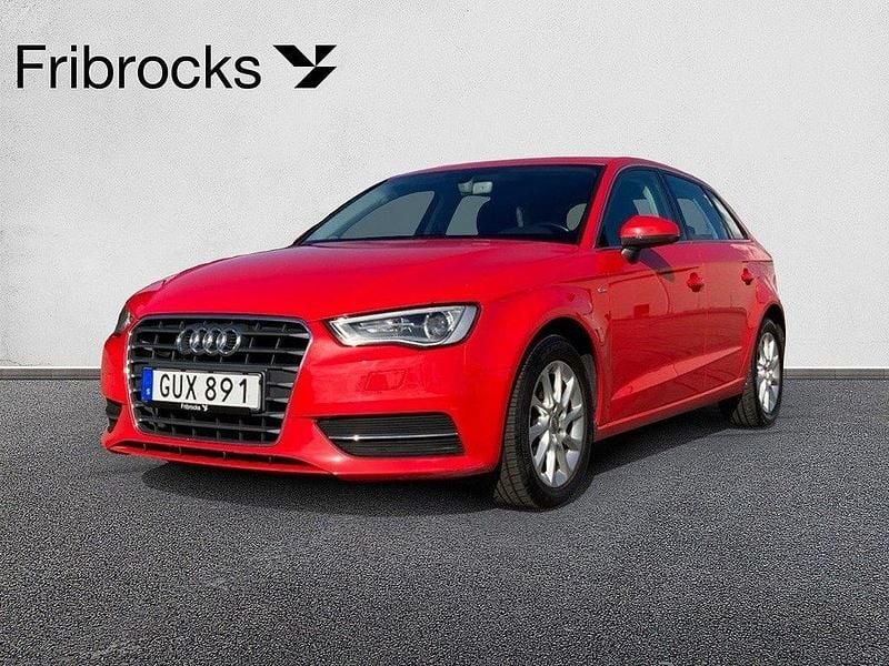 Röd Begagnad 2016 Audi A3 Sportback Halvkombi | 149 900 kr (Marknadspris) - Bild 1/4