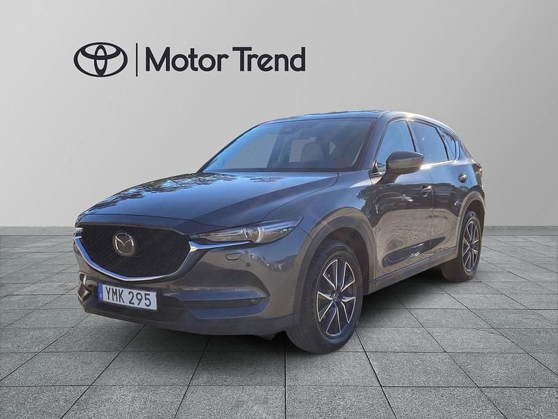 Grå Begagnad 2017 Mazda CX-5 SUV | 209 900 kr (Bra pris) - Bild 1/4