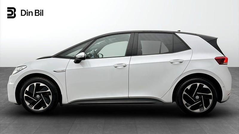 Begagnad VW ID.3 Pro Performance 150 kW (204 HK) 2023 Vit Halvkombi