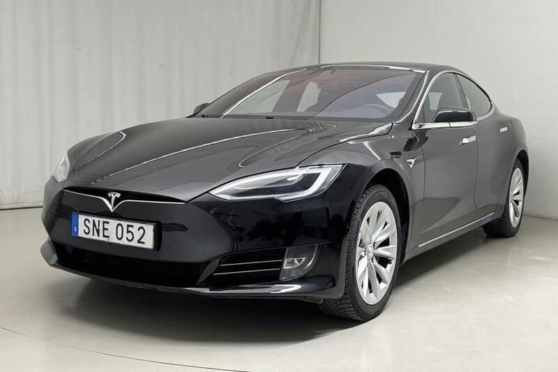 Svart Begagnad 2018 Tesla Model S Sedan | 249 000 kr (Superpris) - Bild 1/4