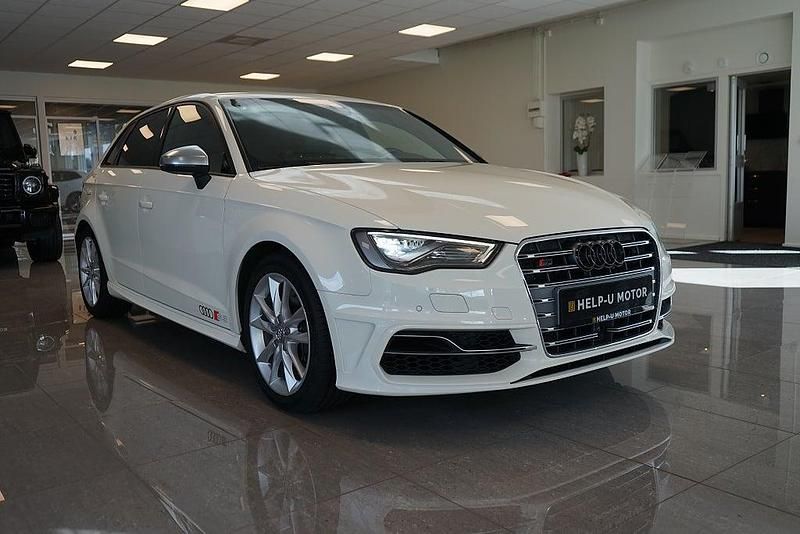 Vit Begagnad 2014 Audi S3 Sportback Halvkombi | 269 000 kr (Marknadspris) - Bild 1/4