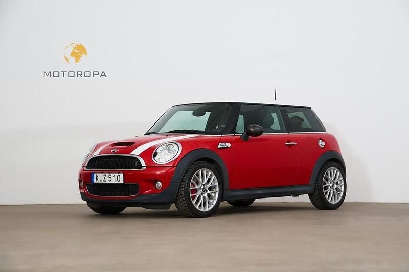 Röd Begagnad 2009 Mini John Cooper Works Coupé Sportkupé | 119 000 kr - Bild 1/4